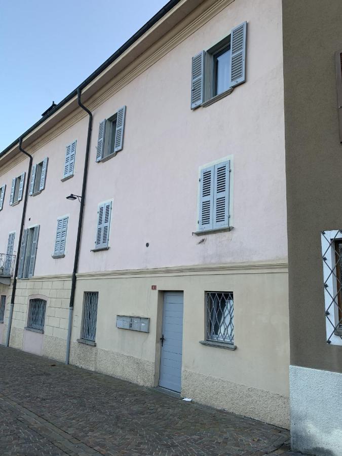 Caslano: 2.5 Zi-Dachwohnung Im Rustikalen-Modernen Stil Esterno foto